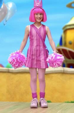 lazy town stephanie age.